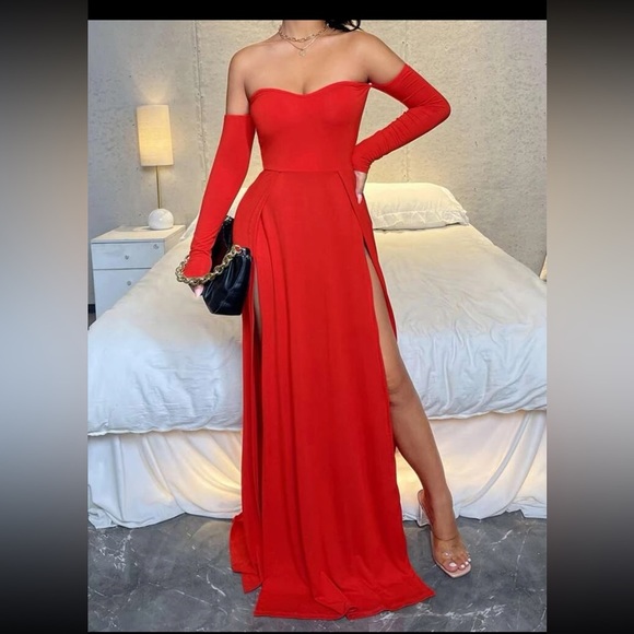 SHEIN Dresses & Skirts - 🎯🆕 Off Shoulder High Split Dress